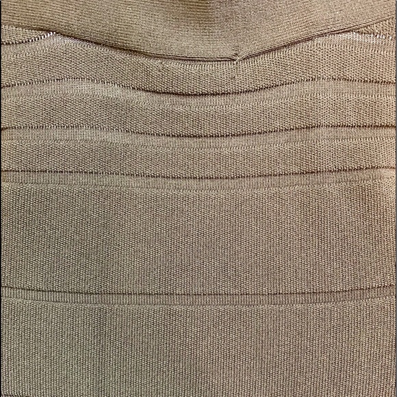 Reynah Black Cross Back Bodycon Dress - Picture 6 of 7